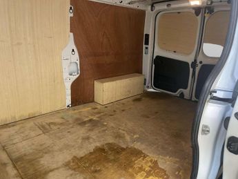 Renault Trafic 2.0 dCi Blue LL30 Business+ Panel Van 5dr Diesel Manual L2 H1 Eu