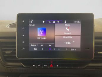 Renault Trafic 2.0 dCi Blue LL30 Business+ Panel Van 5dr Diesel Manual L2 H1 Eu