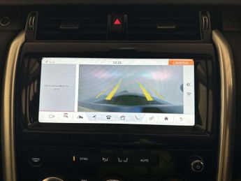 Land Rover Discovery 2.0 SD4 HSE SUV 5dr Diesel Auto 4WD Euro 6 (s/s) (240 ps)