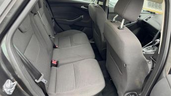 Ford Focus 1.0T EcoBoost Titanium Auto Euro 6 (s/s) 5dr