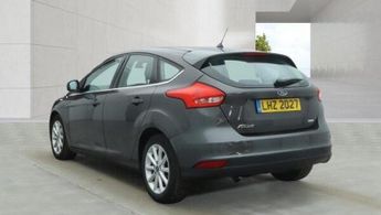 Ford Focus 1.0T EcoBoost Titanium Auto Euro 6 (s/s) 5dr