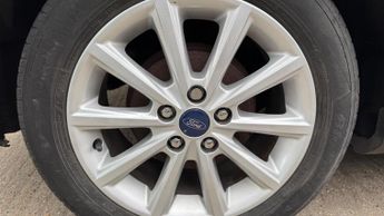 Ford Focus 1.0T EcoBoost Titanium Auto Euro 6 (s/s) 5dr