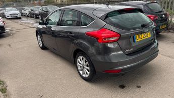 Ford Focus 1.0T EcoBoost Titanium Auto Euro 6 (s/s) 5dr
