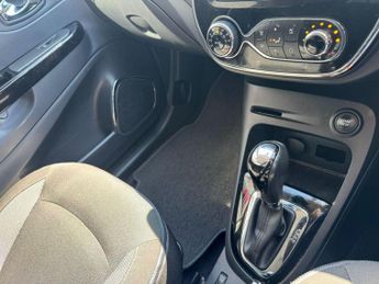 RENAULT CAPTUR 1.5 dCi Dynamique S MediaNav SUV 5dr Diesel EDC Euro 5 (90 ps) *
