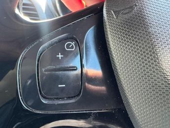 RENAULT CAPTUR 1.5 dCi Dynamique S MediaNav SUV 5dr Diesel EDC Euro 5 (90 ps) *