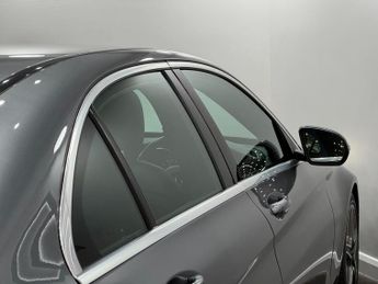 Mercedes-Benz C Class 2.0 C220d AMG Line G-Tronic+ Euro 6 (s/s) 4dr