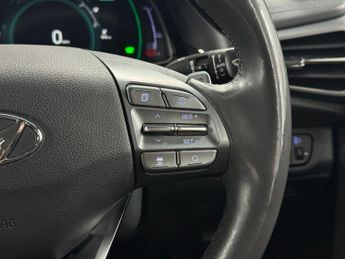 Hyundai IONIQ 38.3kWh Premium Auto 5dr