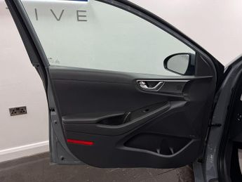 Hyundai IONIQ 38.3kWh Premium Auto 5dr