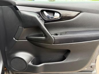 Nissan Qashqai 1.2 DIG-T Acenta Premium 2WD Euro 5 (s/s) 5dr