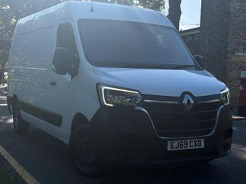 Renault Master 2.3 dCi 35 Business FWD MWB Medium Roof Euro 6 4dr