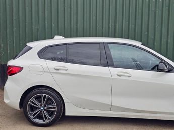 BMW 1 Series 1.5 118i Sport DCT Euro 6 (s/s) 5dr