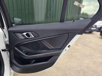 BMW 1 Series 1.5 118i Sport DCT Euro 6 (s/s) 5dr