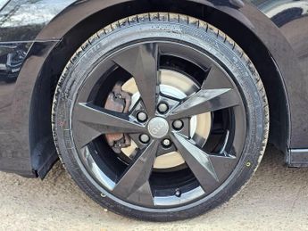 Audi A3 1.5 TFSI 35 S line S Tronic Euro 6 (s/s) 4dr