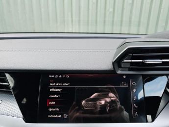 Audi A3 1.5 TFSI 35 S line S Tronic Euro 6 (s/s) 4dr