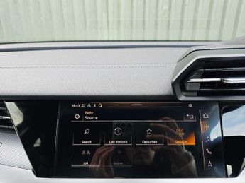 Audi A3 1.5 TFSI 35 S line S Tronic Euro 6 (s/s) 4dr