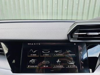 Audi A3 1.5 TFSI 35 S line S Tronic Euro 6 (s/s) 4dr
