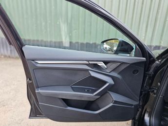 Audi A3 1.5 TFSI 35 S line S Tronic Euro 6 (s/s) 4dr