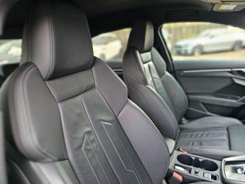 Audi A3 1.5 TFSI 35 S line S Tronic Euro 6 (s/s) 4dr