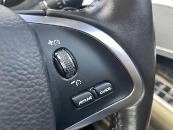 Jaguar XF 2.2d Luxury Auto Euro 5 (s/s) 4dr