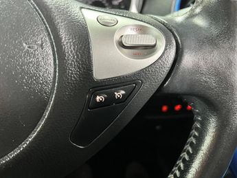 Nissan Juke 1.6 Tekna XTRON Euro 6 5dr