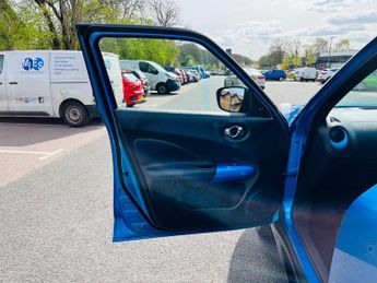 Nissan Juke 1.6 Tekna XTRON Euro 6 5dr