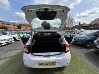 Dacia Sandero 0.9 TCe Laureate Euro 6 (s/s) 5dr