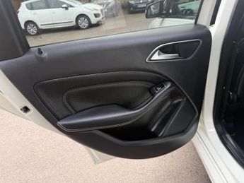 Mercedes-Benz B Class 1.8 B180 CDI Sport 7G-DCT Euro 5 (s/s) 5dr