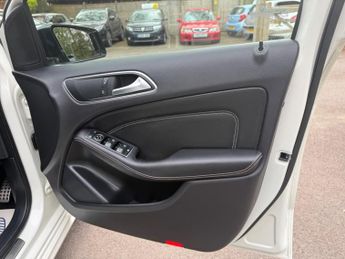 Mercedes-Benz B Class 1.8 B180 CDI Sport 7G-DCT Euro 5 (s/s) 5dr