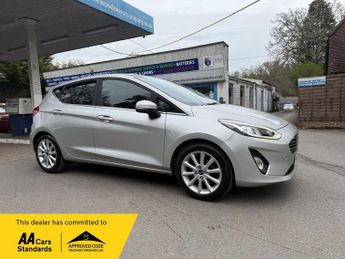 Ford Fiesta 1.0T EcoBoost Titanium Euro 6 (s/s) 5dr