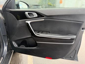 Kia XCeed 1.6 GDi 8.9kWh 3 DCT Euro 6 (s/s) 5dr