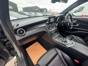 Mercedes-Benz GLC 2.1 GLC250d AMG Line (Premium) G-Tronic 4MATIC Euro 6 (s/s) 5dr