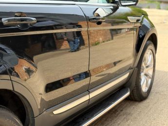 Land Rover Range Rover Evoque 2.2 SD4 Prestige Auto 4WD Euro 5 5dr