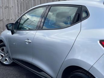 Renault Clio 1.5 dCi Dynamique MediaNav EDC Euro 5 5dr