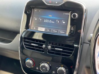Renault Clio 1.5 dCi Dynamique MediaNav EDC Euro 5 5dr