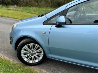 Vauxhall Corsa 1.4 16V SE Auto Euro 5 3dr