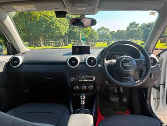 Audi A1 1.4 TFSI S line Sportback 5dr Petrol S Tronic Euro 5 (185 ps)