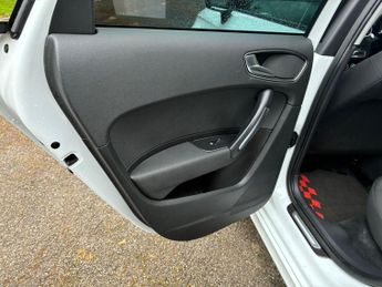 Audi A1 1.4 TFSI S line Sportback 5dr Petrol S Tronic Euro 5 (185 ps)