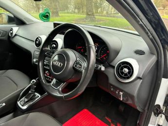 Audi A1 1.4 TFSI S line Sportback 5dr Petrol S Tronic Euro 5 (185 ps)