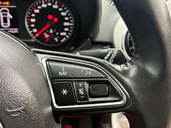 Audi A1 1.4 TFSI S line Sportback 5dr Petrol S Tronic Euro 5 (185 ps)