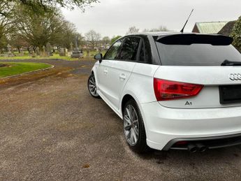 Audi A1 1.4 TFSI S line Sportback 5dr Petrol S Tronic Euro 5 (185 ps)