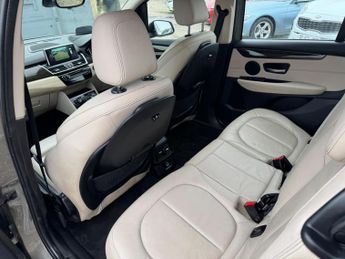 BMW 2 Series Gran Tourer 2.0 218d Luxury Auto Euro 6 (s/s) 5dr