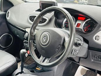 Renault Clio 1.6 VVT Initiale TomTom Auto Euro 4 5dr