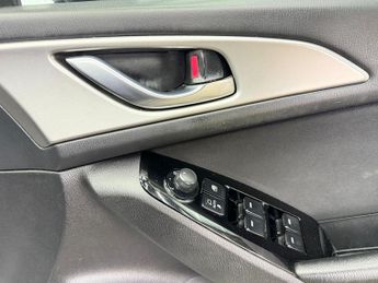 Mazda Mazda3 2.0 SKYACTIV-G SE-L Nav Euro 6 (s/s) 5dr