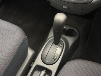 Daihatsu Sirion 1.3 SE 5dr