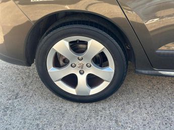 Peugeot 3008 2.0 HDi Exclusive Euro 5 5dr