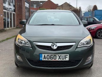Vauxhall Astra 1.6 16v Exclusiv Auto Euro 5 5dr