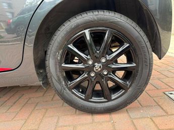 Toyota AYGO 1.0 VVT-i x-press x-shift Euro 6 5dr