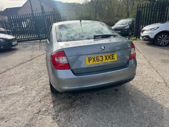 Skoda Rapid 1.6 TDI Elegance Euro 5 5dr