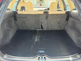 Volvo XC60 2.4 D5 SE Lux Nav Geartronic AWD Euro 5 5dr