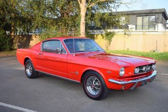 Ford Mustang Fastback 2+2 289 V8 Auto 4,700 cc